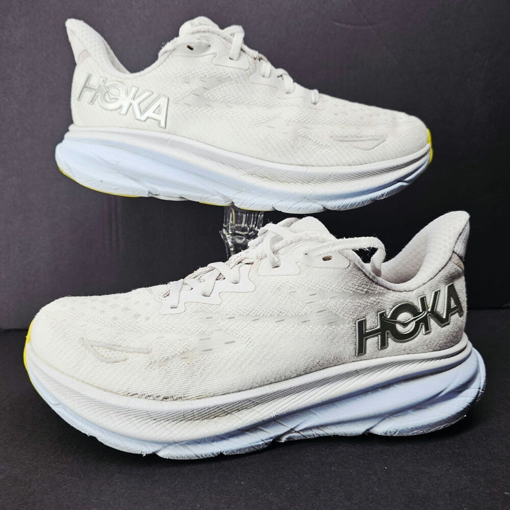 Hoka Women 8.5 Comfy footwear